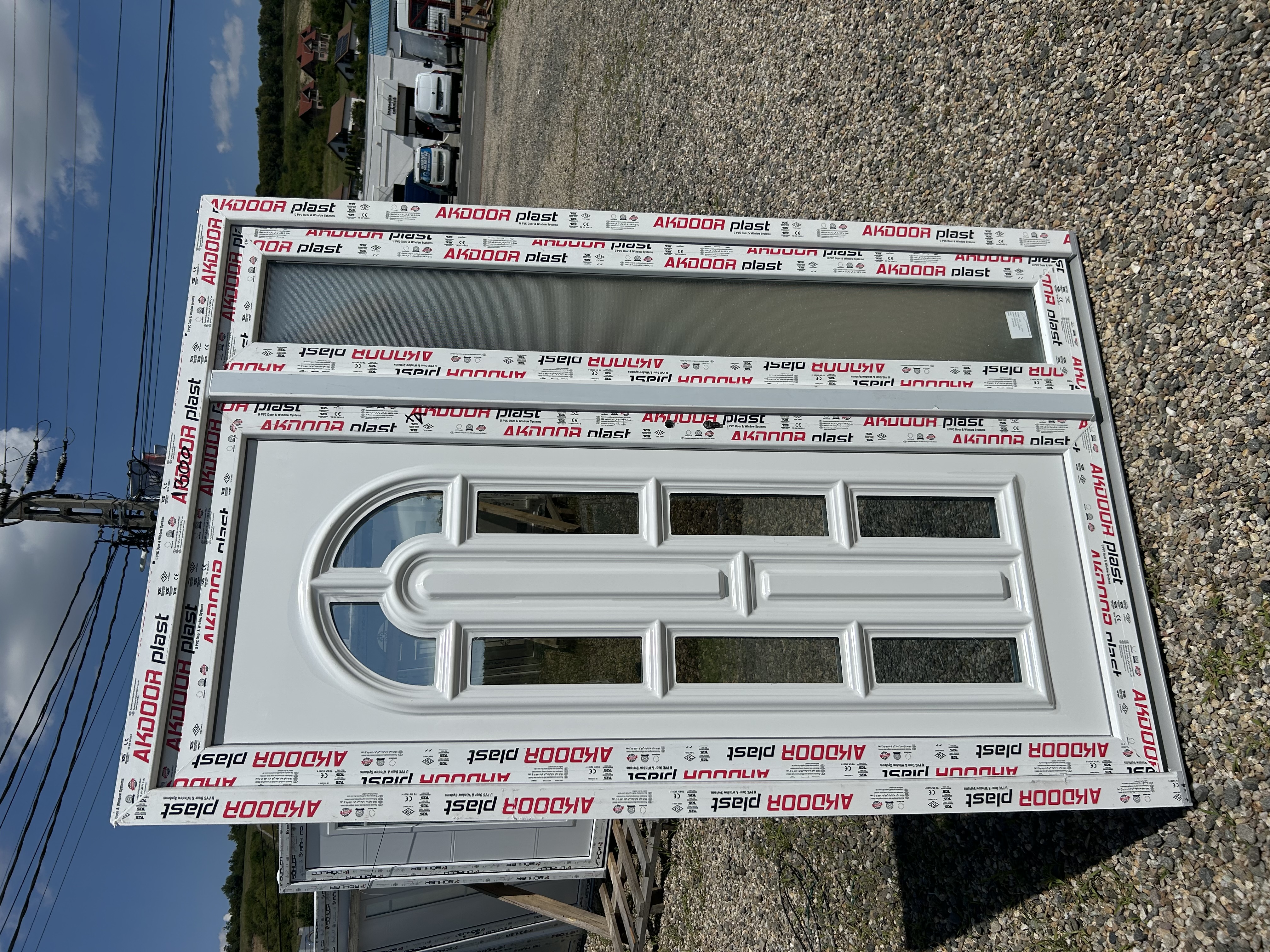 Ușă de intrare dublă cu panel decorativ  - Imaginea 2