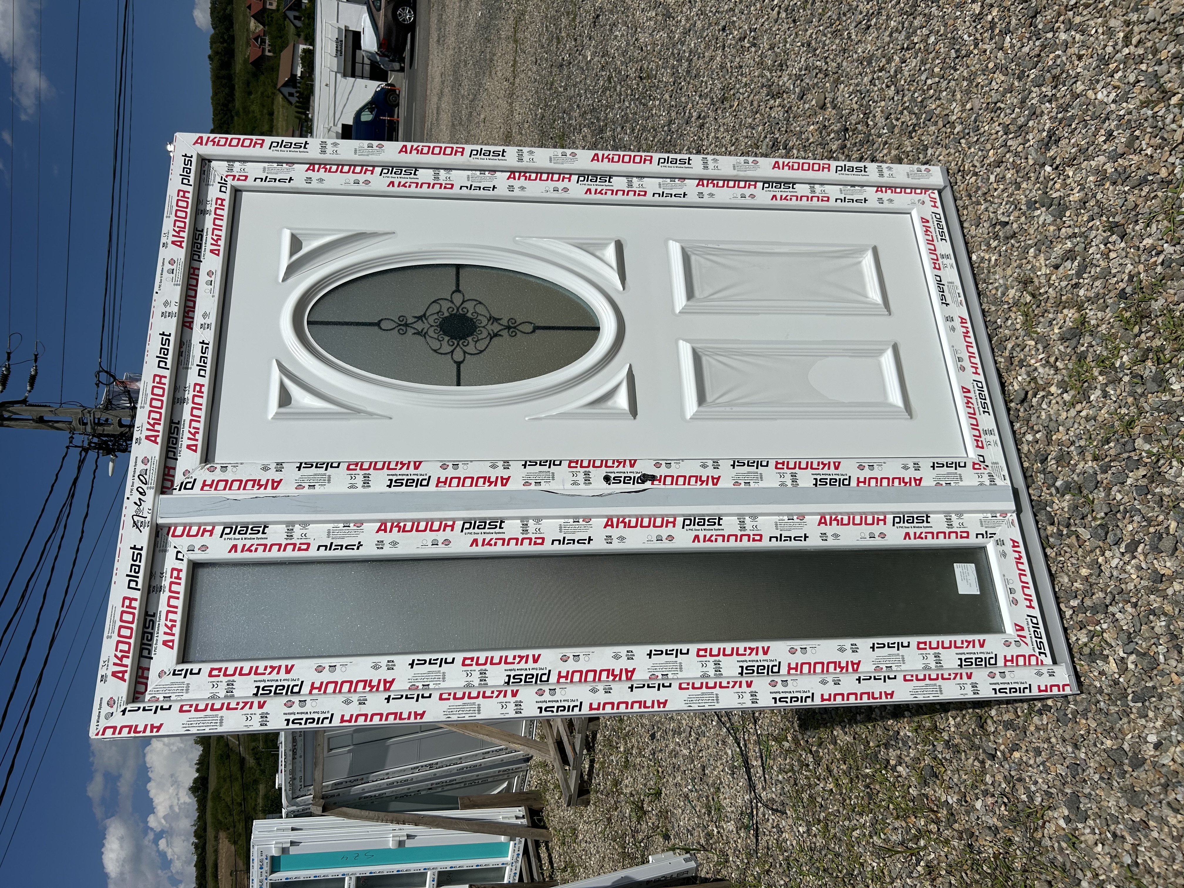Ușă de intrare dublă cu panel decorativ  - Imaginea 2