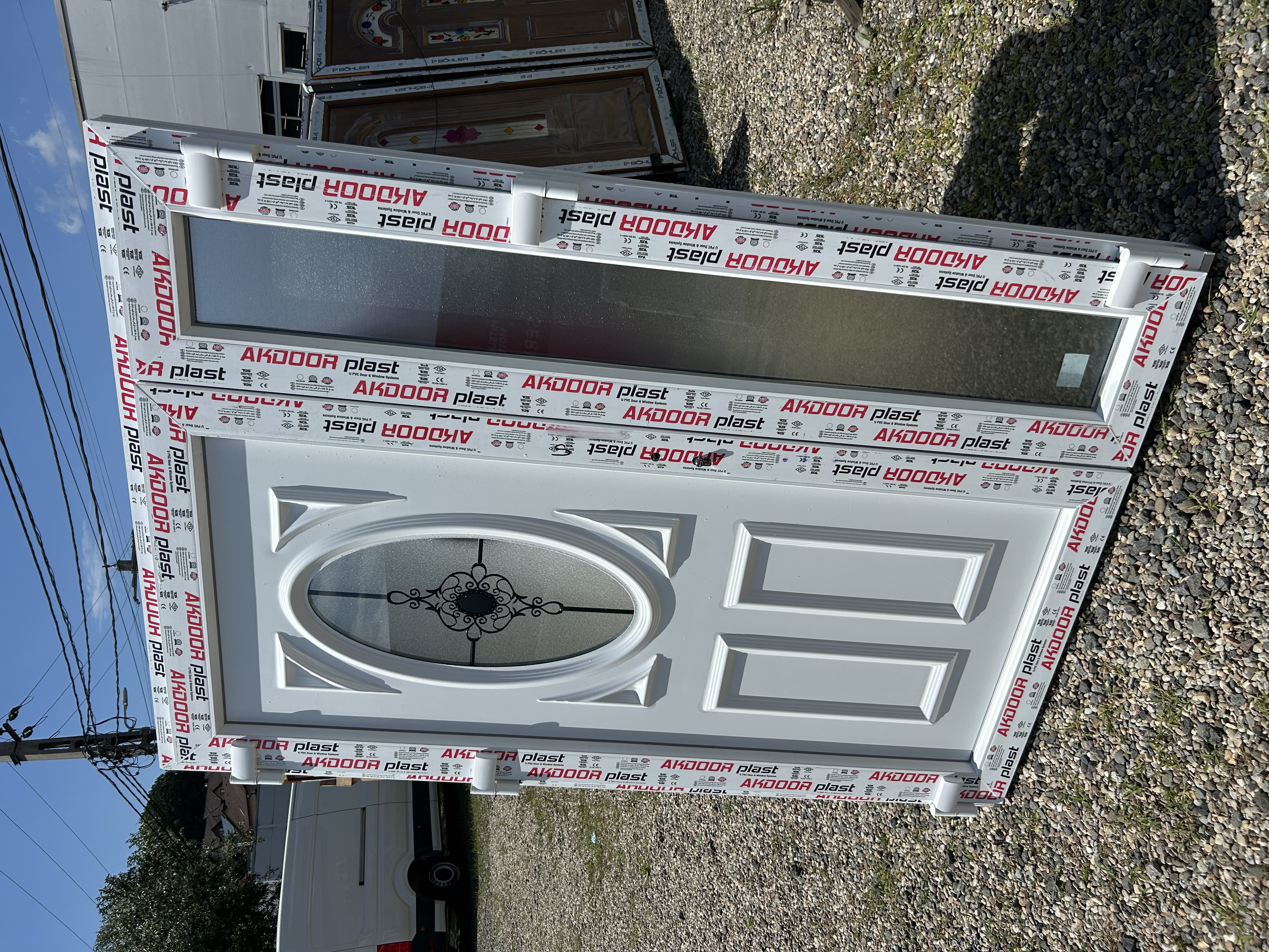 Ușă de intrare dublă cu panel decorativ  - Imaginea 4