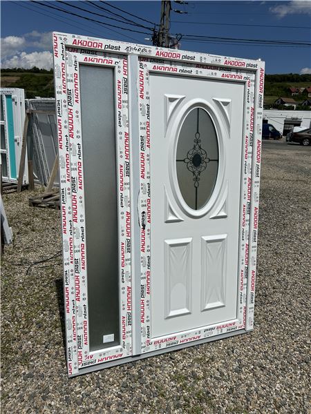 Ușă de intrare dublă cu panel decorativ  - Imaginea 2